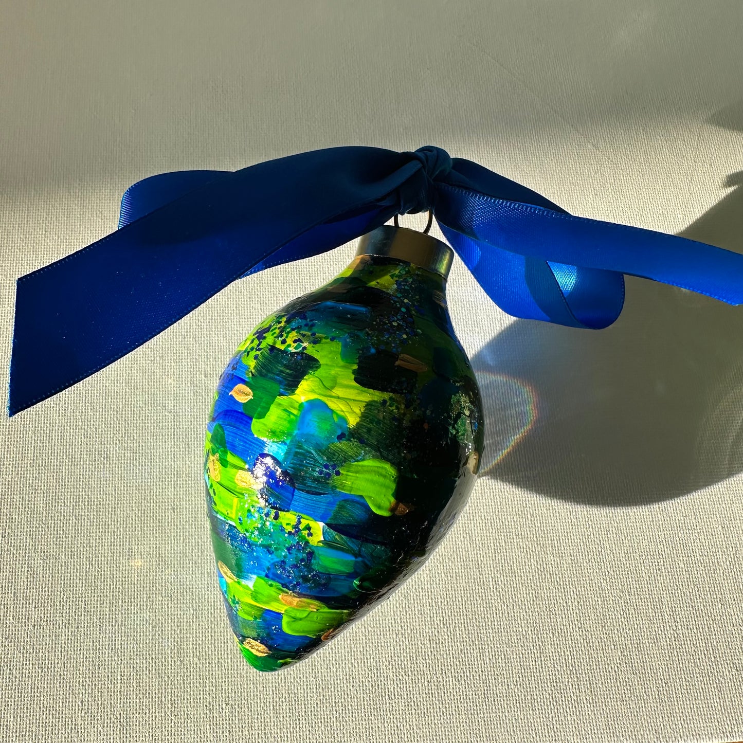 Glittery Grinch Has the Blues