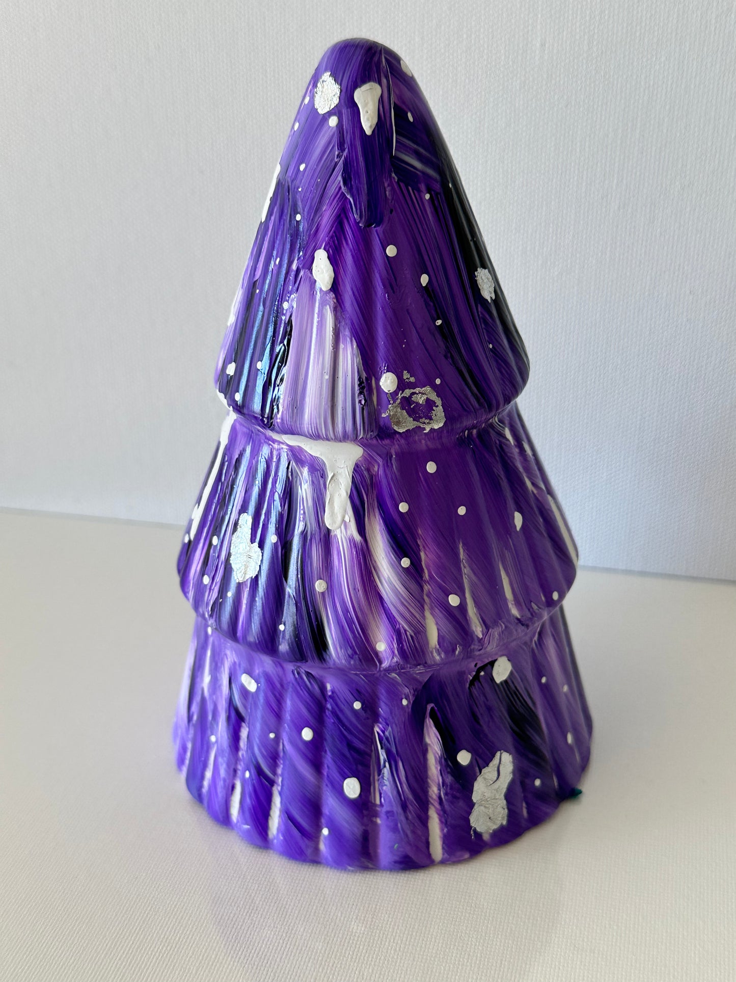 Holiday Tree (Purple)